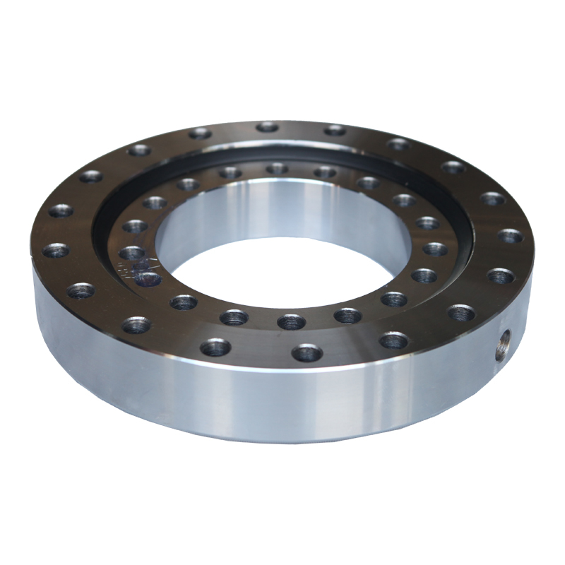 Slewing bearings with high precision