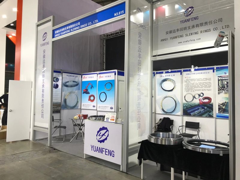 Technical discussion with customer