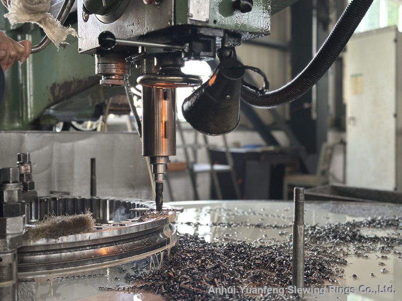 Slewing bearing manufacturing