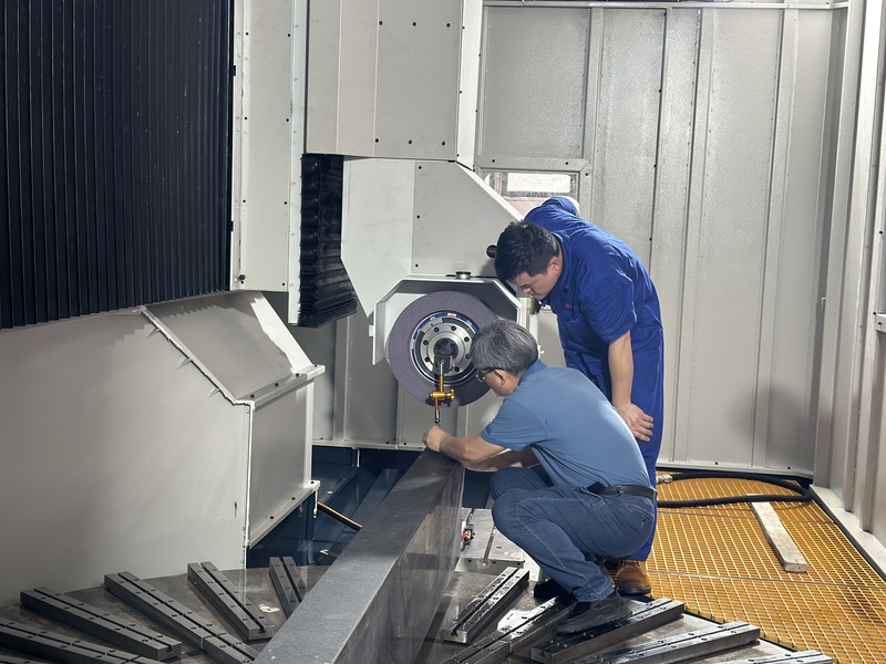 3-meter high precision grinding machine
